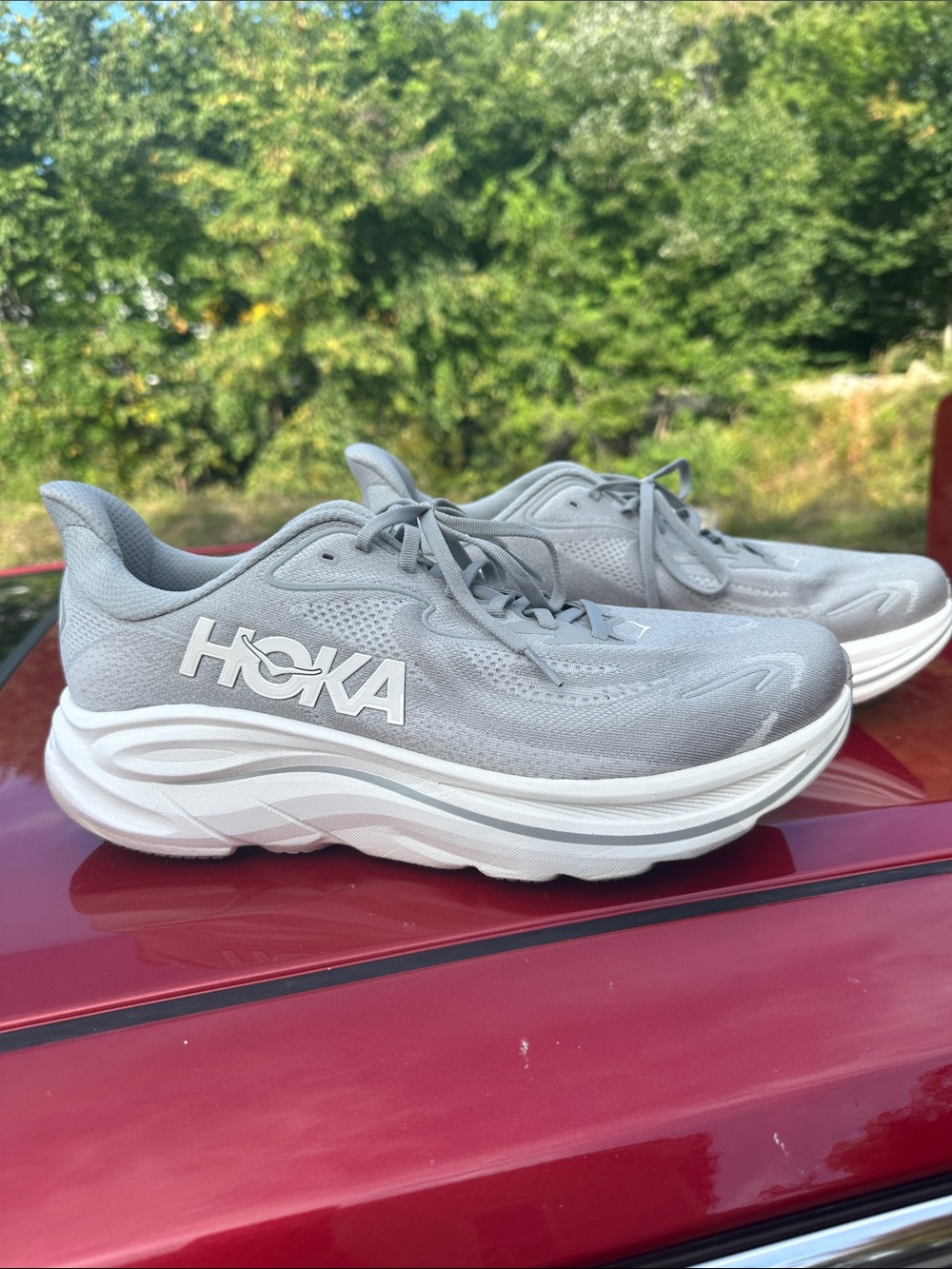Hoka Men’s Light Gray Cushioned Running Sneakers